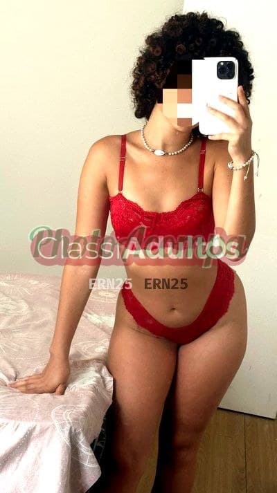 Ariane — acompanhante e garota de programa em Salvador