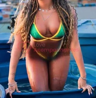 Elisa Campos — acompanhante em Queimados
