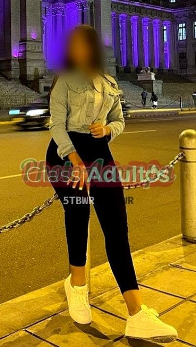 Ímola Muniz — acompanhante em Curitiba