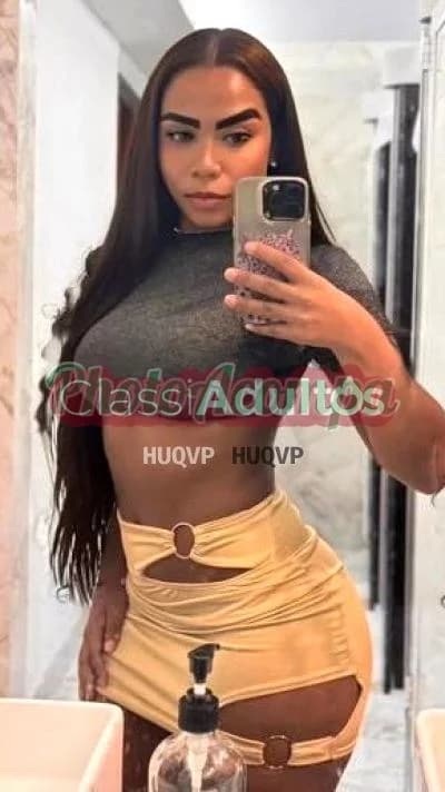 Júlia, 23 anos — acompanhante em Copacabana