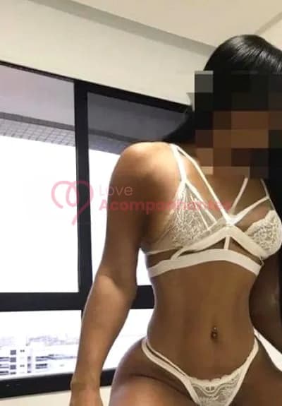 Júlia Lutenberg — acompanhante em Salvador