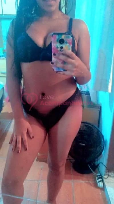 Larissa, 20 anos — acompanhante em São Paulo