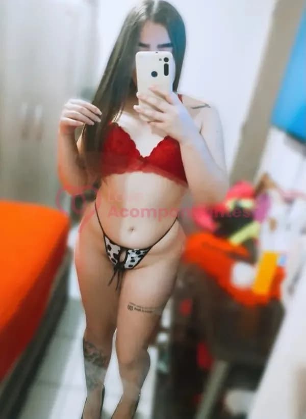 Larissa — acompanhante em Bom Princípio