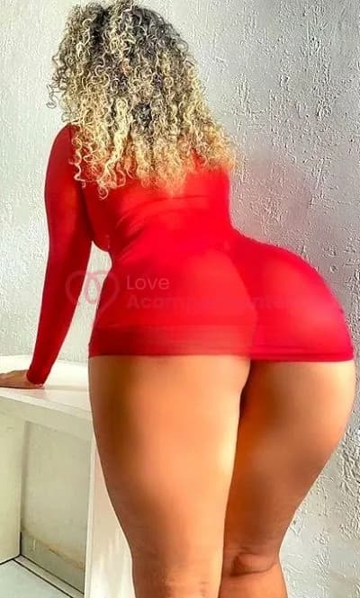 Leona — acompanhante em Salvador