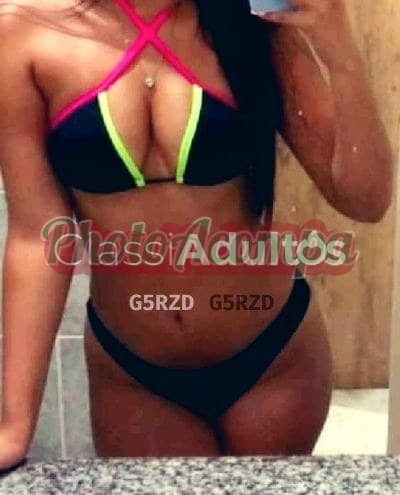 Lívia, 18 anos — acompanhante no Guarujá