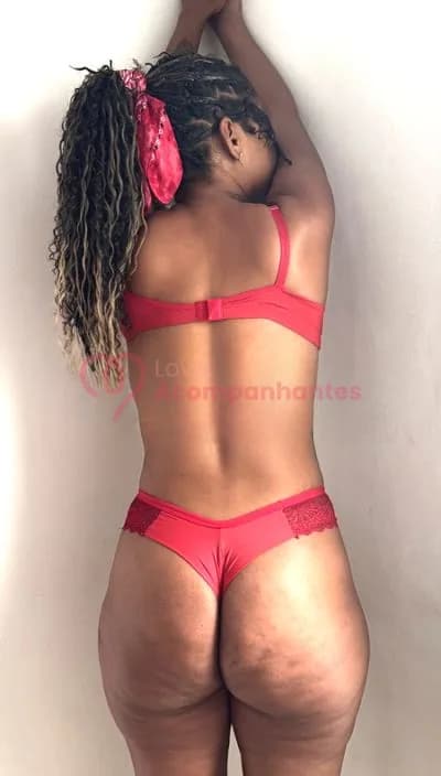 Maya — acompanhante em São Paulo com atende domicilio
