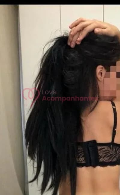 Mia — acompanhante e garota de programa em Salvador