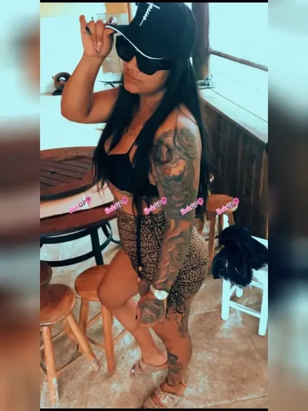 Morena — acompanhante em Bambuí