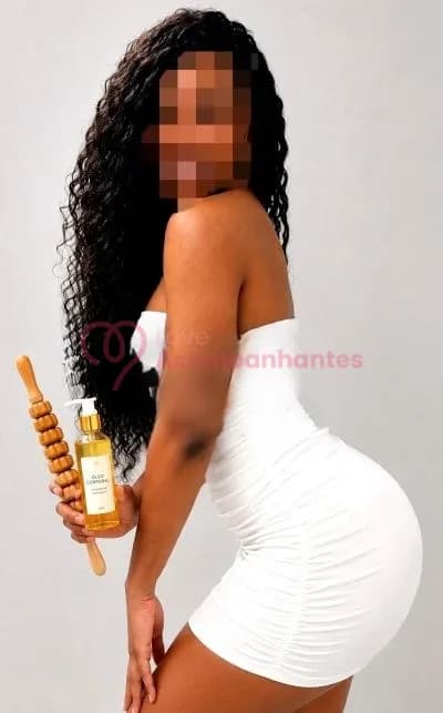 Romena — acompanhante em Salvador