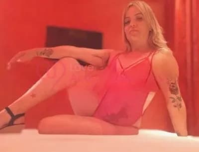 Samira, 37 anos — acompanhante em São Paulo