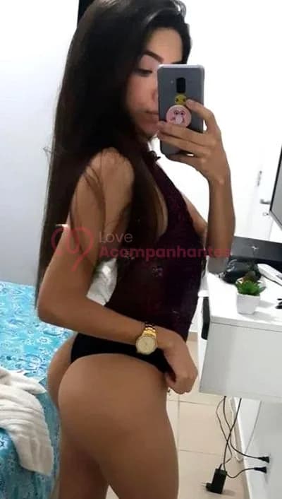 Yasmim oriental — acompanhante em São Paulo