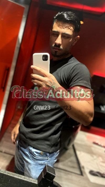Ariel, 27 anos — acompanhante masculino em São Paulo