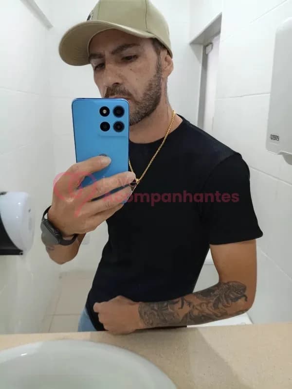 Bruno — acompanhante masculino em Camboriú