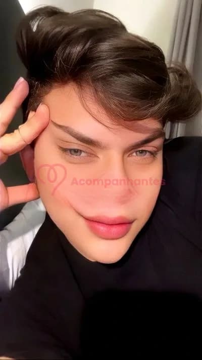 Enzo Martinelli — acompanhante masculino em São Paulo