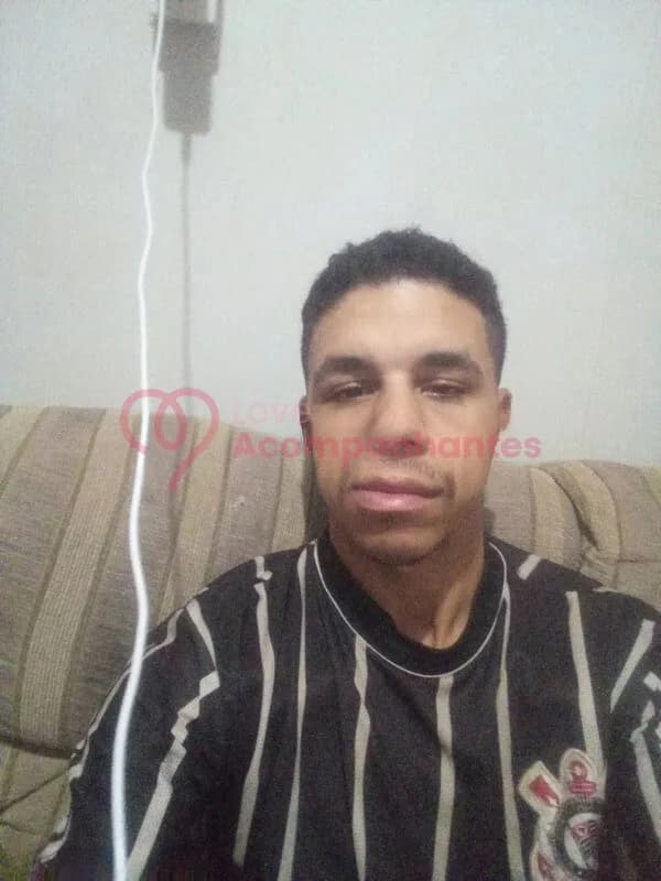 Juninho — acompanhante masculino em Arroio do Meio