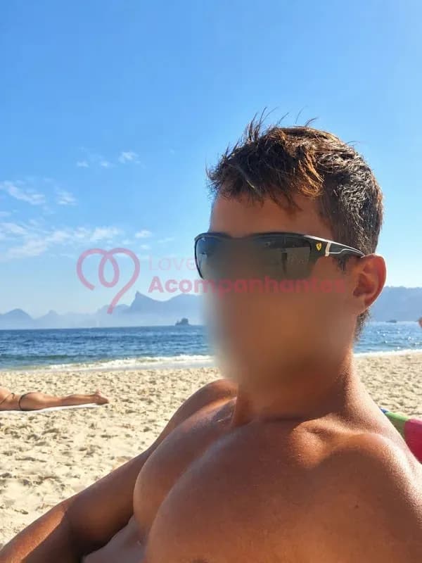Lucas — garoto de programa e acompanhante masculino em Niterói