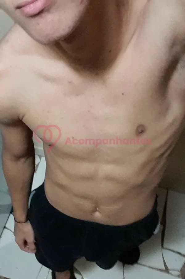 Lucas — acompanhante masculino em Lajeado