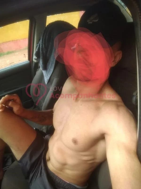Lucas — acompanhante masculino em Brasília