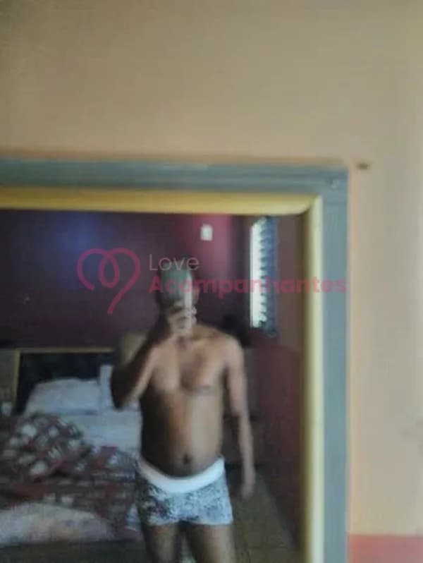 Nego Lindo — acompanhante masculino em Guaianases