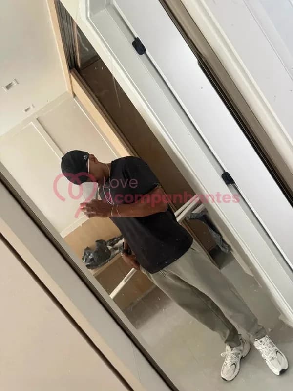Salomão — acompanhante masculino em Aguas Claras