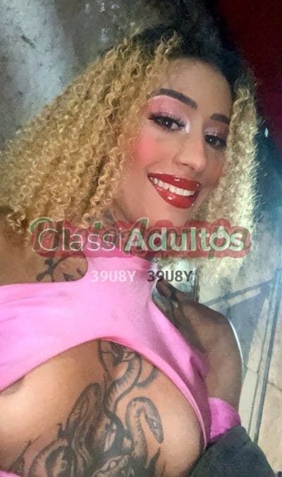 Carolzinha — travesti e acompanhante trans em São Paulo