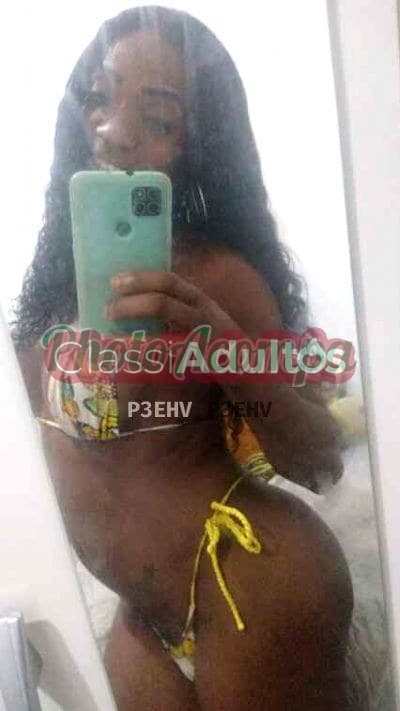 Dafne Dotadona — travesti em Belo Horizonte