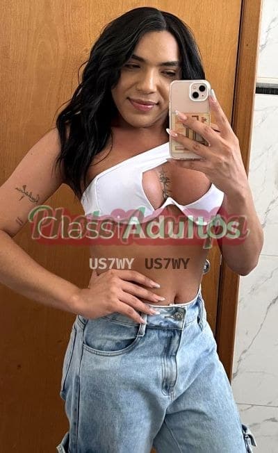 Larissa Vitória — travesti em Fortaleza