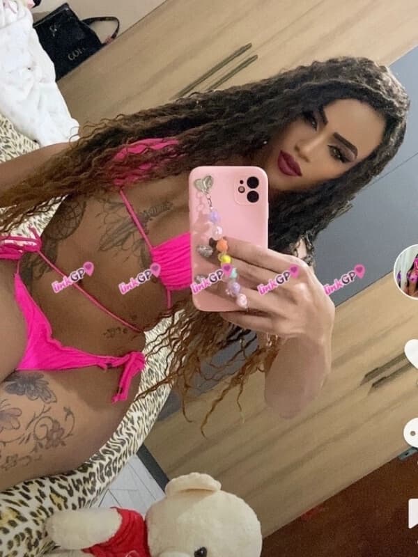 Luah Casthelline — travesti em Brasil