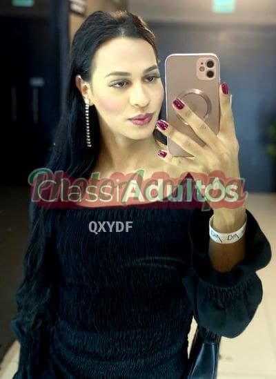 Mirella Dotada — travesti em Curitiba