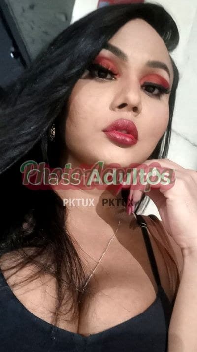 Monique Muniz — travesti no Guarujá