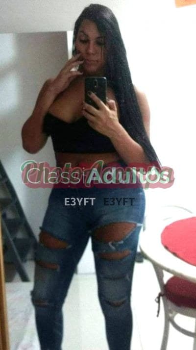 Morena — travesti no Rio de Janeiro (na-2)