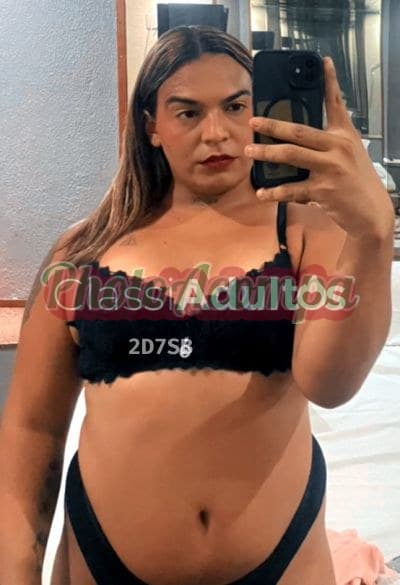 Nicole Praiano — travesti no Rio de Janeiro