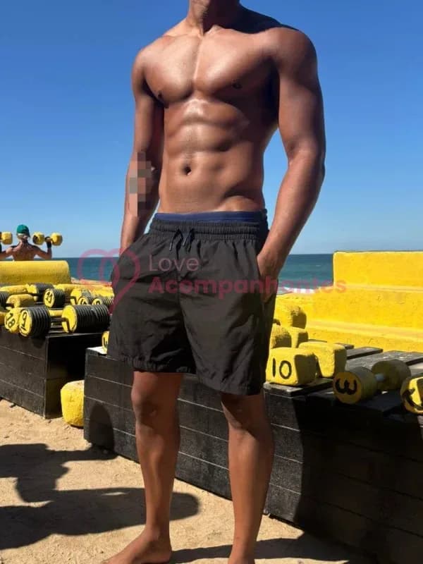 Theo Black — videochamada erótica e sexting online