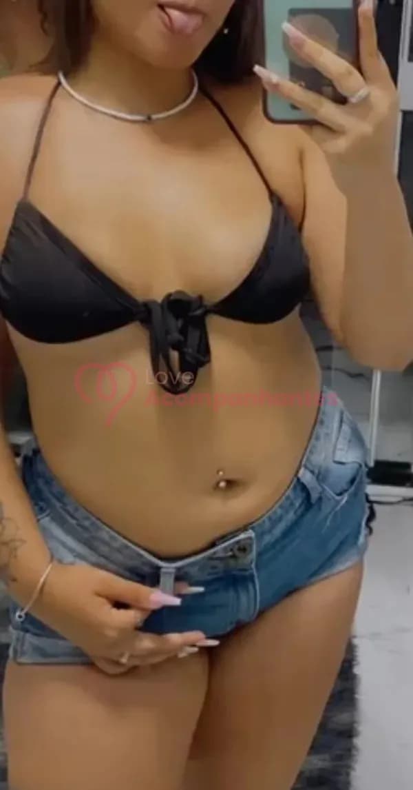 Videochamada erótica com imagem autêntica — Alicya Guimarães, foto 4