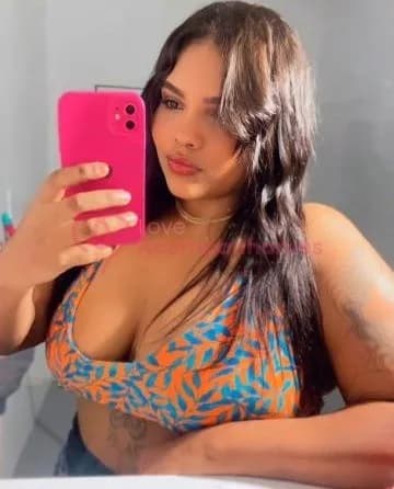 Analu — sexo virtual por videochamada