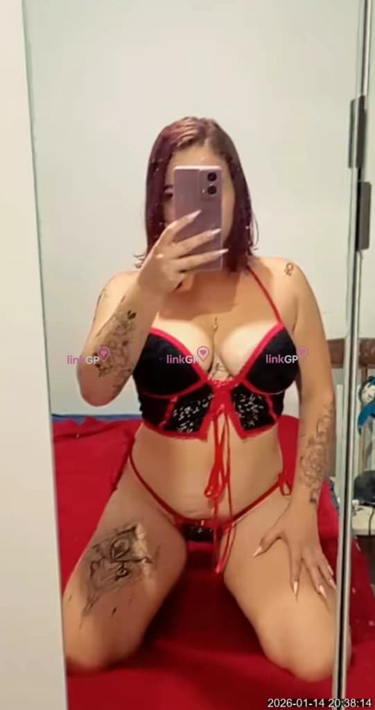 Analu — videochamada erótica e sexting online
