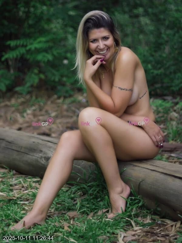 Beck — videochamada erótica e sexting online