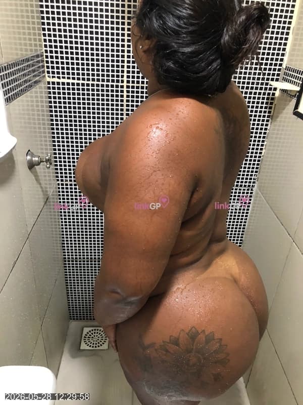 Bruna, 28 anos — sexo virtual por videochamada