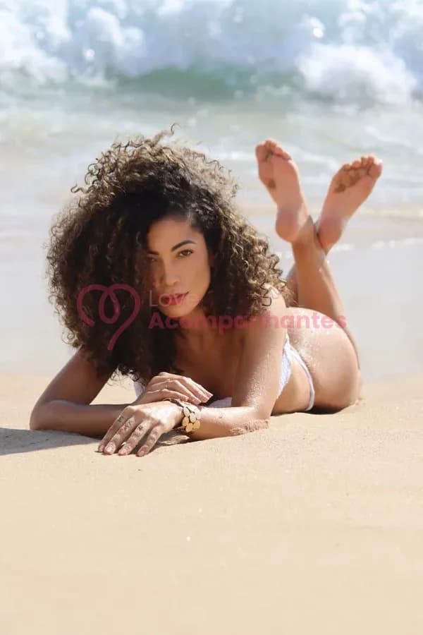 Dani Maxi — videochamada erótica e sexting online