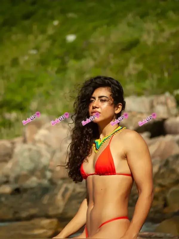 Deusa Ludovica — videochamada erótica e sexting online
