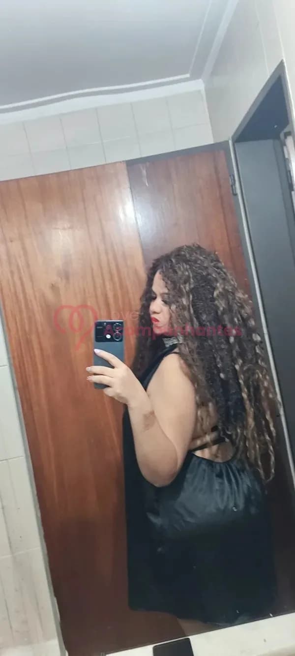 Foto 5: Videochamada erótica com olhos de mel — Domme Carla