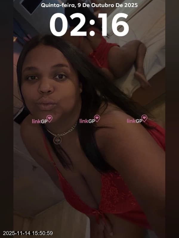 Fernandaisyhot — videochamada erótica e sexting online