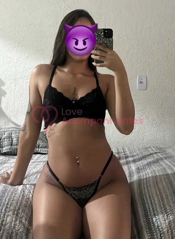 Videochamada erótica com baixinha, foto de perfil
