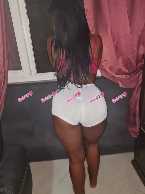 Indiazinha — sexo virtual por videochamada