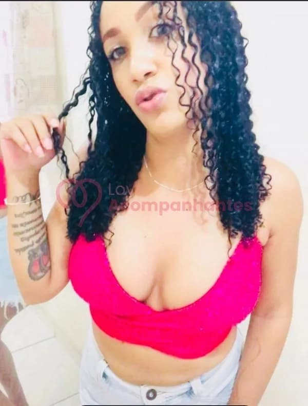Laryssa Cacheada — videochamada erótica e sexting online