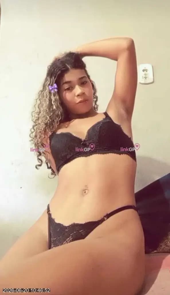 Loirinha — videochamada erótica e sexting online