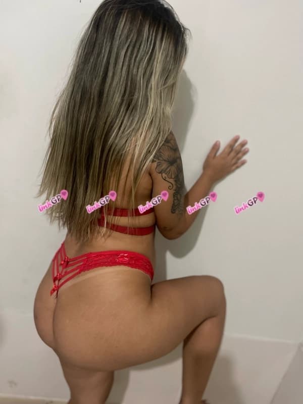 Luana — atendimento online por videochamada