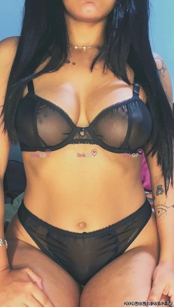 Manu Delicia — videochamada erótica e sexting online