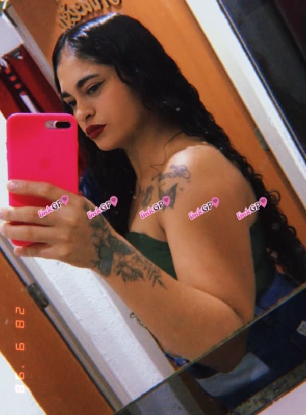Moreninha Dlc — videochamada erótica e sexting online