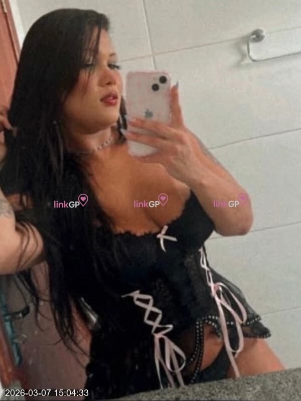 Natasha Sweet — videochamada erótica e sexting online